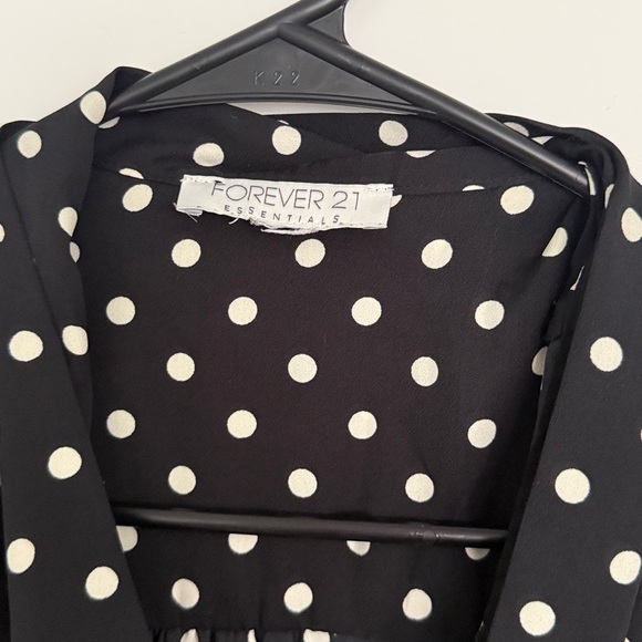Forever 21 tie neck long sleeves tunic mini dress Black White Polka Dots Sz M - Picture 2 of 8